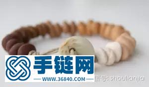 粘土制作鹅卵石形状串珠手链编法