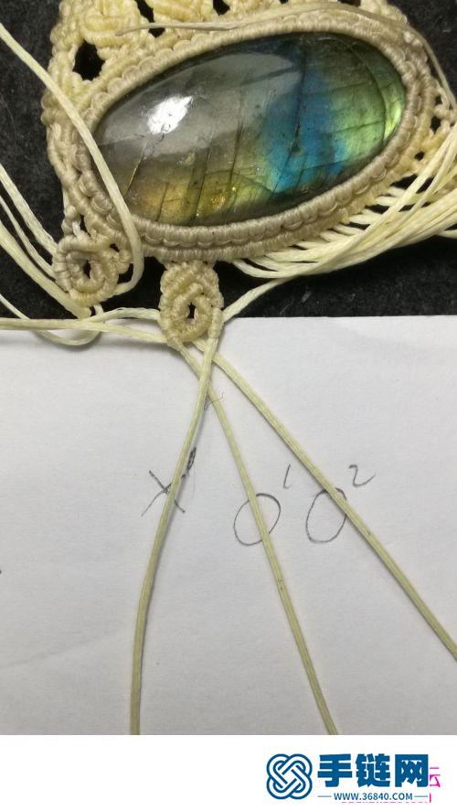 绳编孔雀开屏拉长石宽版手环的详细制作图解