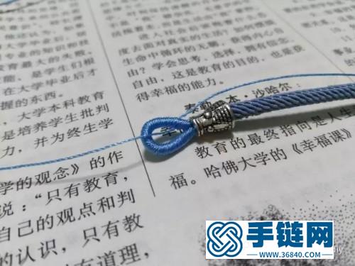 中国结成品绳编蜜蜡吊坠的制作步骤