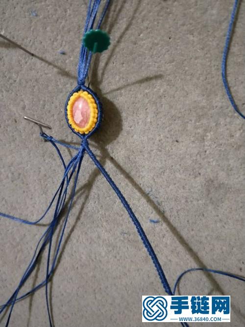 绳编红纹石手链的详细缝制教程