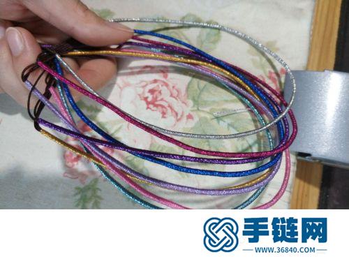 中国结双攀缘结挂饰的编制方法