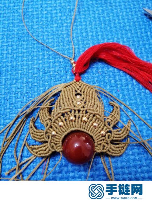 绳编古代将士头盔造型小挂件的详细制作方法