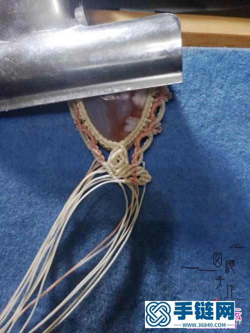 绳编扁蜡包石项链吊坠的详细编制教程