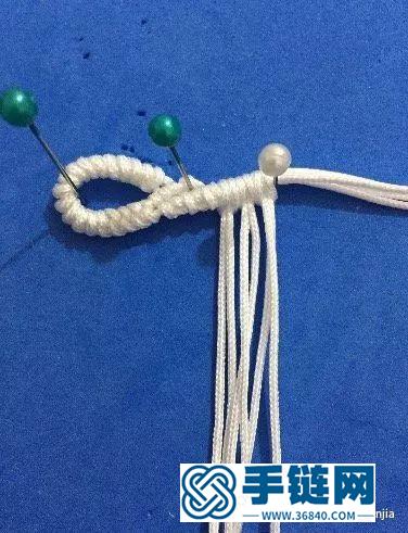 绳编天使之翼贝壳手链的制作图解