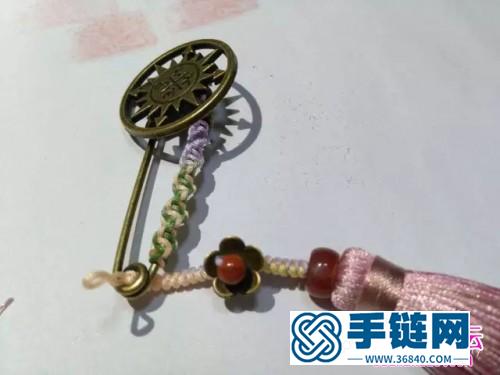 编绳流苏胸针的制作图解