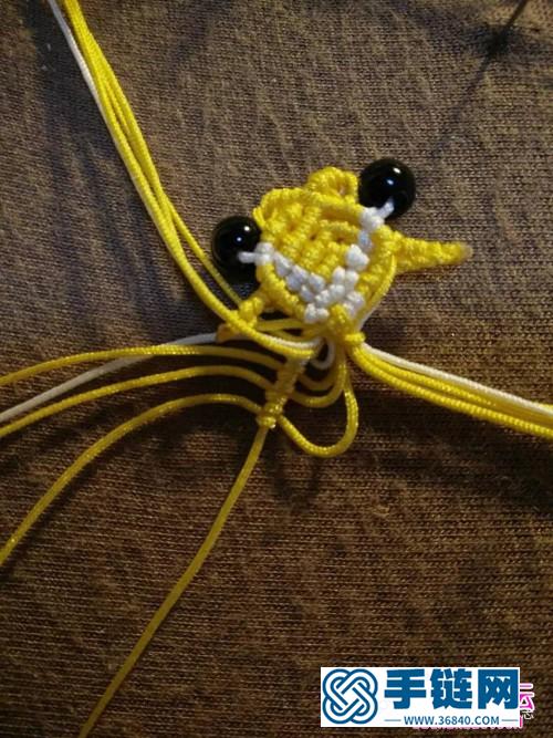 玉线绳编可爱小金鱼的制作方法图片