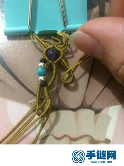 玉线串珠手链的编制方法