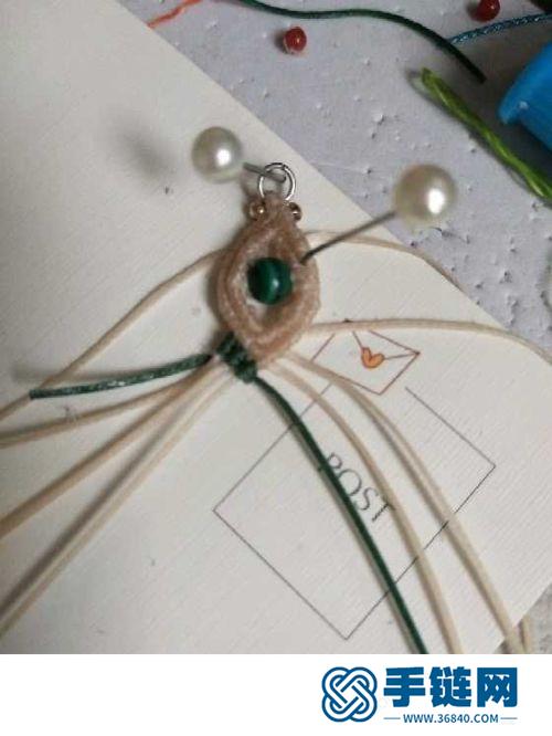 中国结蜡线孔雀石南红珠耳环的详细编制方法