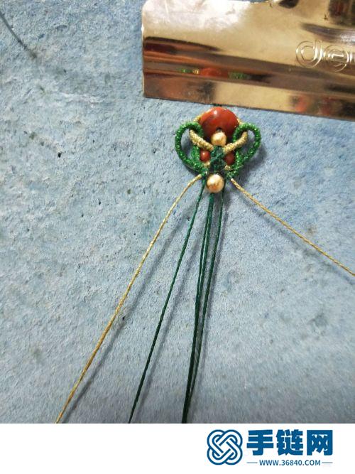 中国结蜡线南红珠蜜蜡梳子小挂饰的详细编制方法