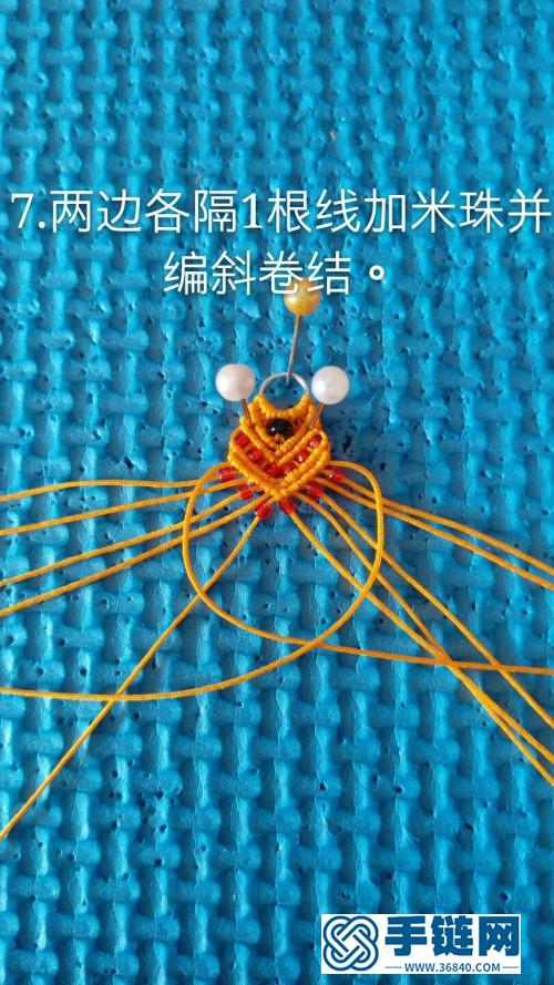 玉线米珠小小鱼挂件的编制教程