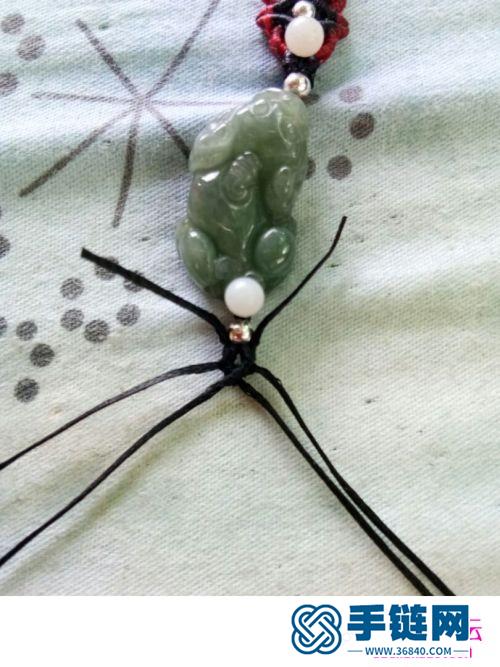 男士款扁腊翡翠貔貅手链的详细制作图解