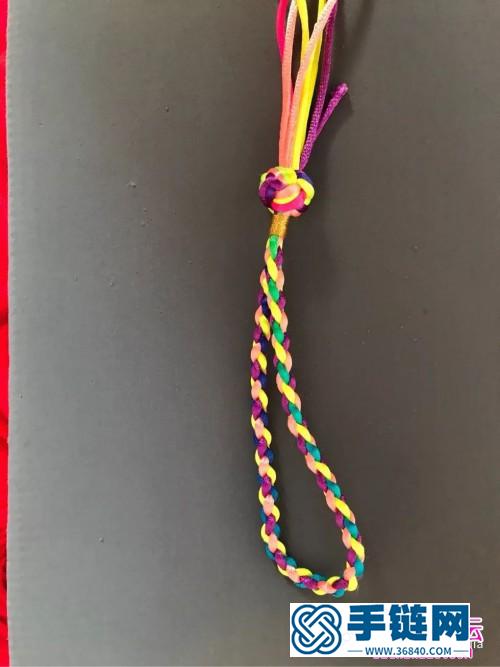 绳编圆满蛇柱环项链吊坠的编制图解