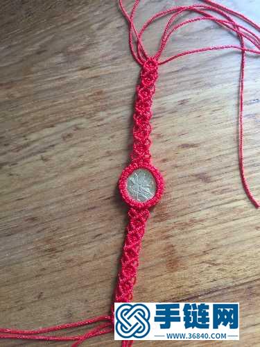 红绳包硬币木珠手链的编制教程