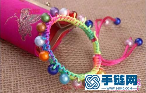 可爱五彩串珠手链的编织方法