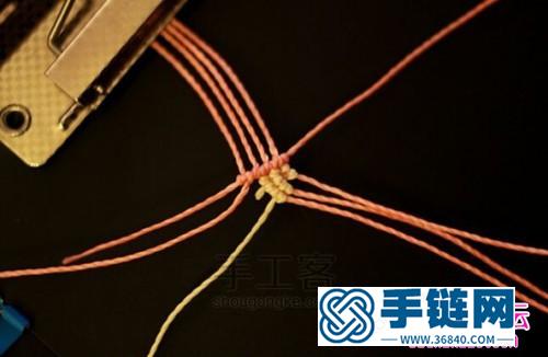 中国结娃娃脸手绳的编法图解