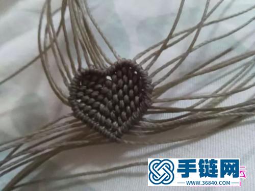 编绳心之所系吊坠的详细制作图解