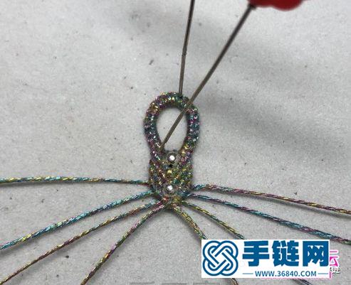 闪亮彩金线蜡绳绳编银珠手链的编织教程