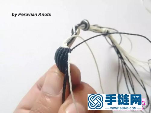 中国结编织黑白手绳方法图解