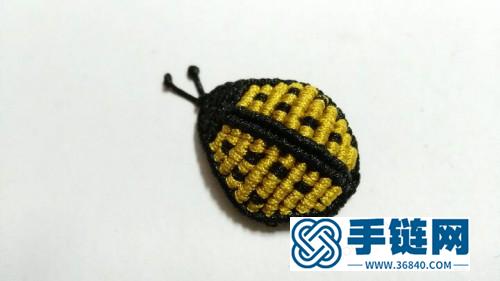 中国结编织的红瓢虫黄瓢虫图片，有编法图解