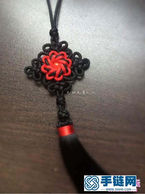 中国结套色团锦小挂件的制作步骤图
