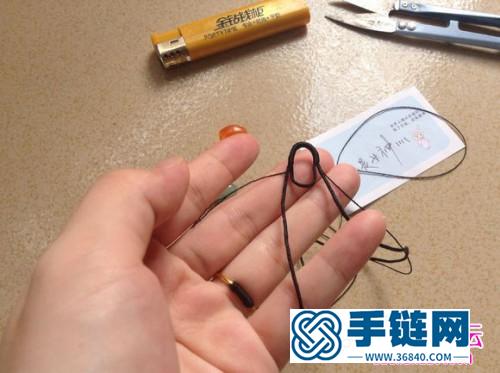 中国结编织玉石挂件的方法