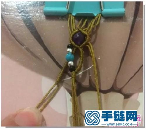绳编镂空串珠手链的编制教程