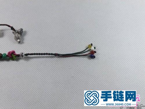 925银小鱼和莲蓬手链的制作方法