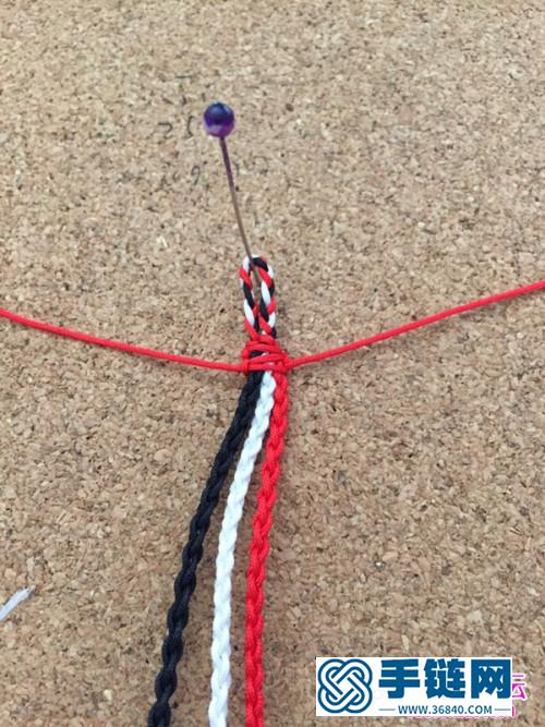 简单的三生手绳的制作方法