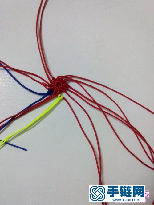 用绳编织制作的花瓣小球教程