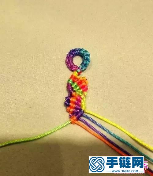 幸运七彩斜卷结手链的制作方法