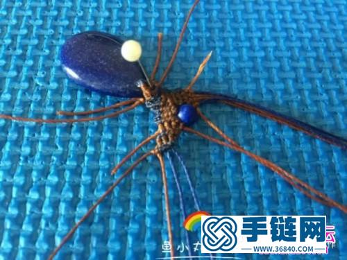 简款挂石吊坠挂绳的详细编织图解
