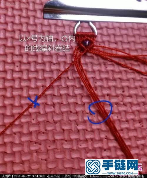 简约斜卷结红绳手环的制作