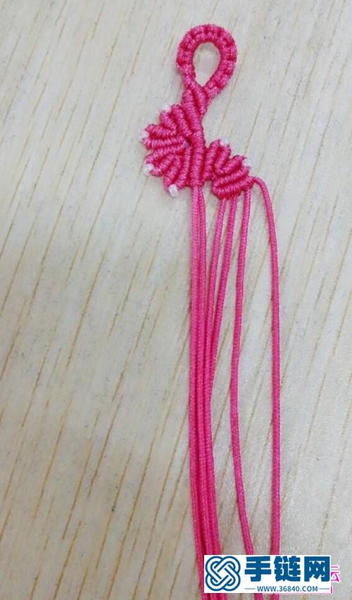 中国结粉红花朵手链的编法教程