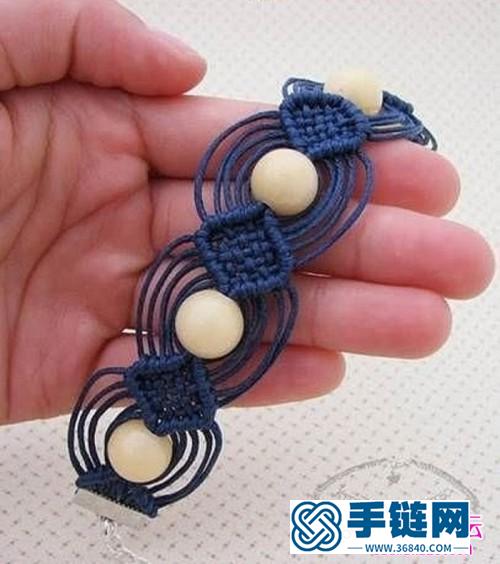 中国结加大串珠编的漂亮手链