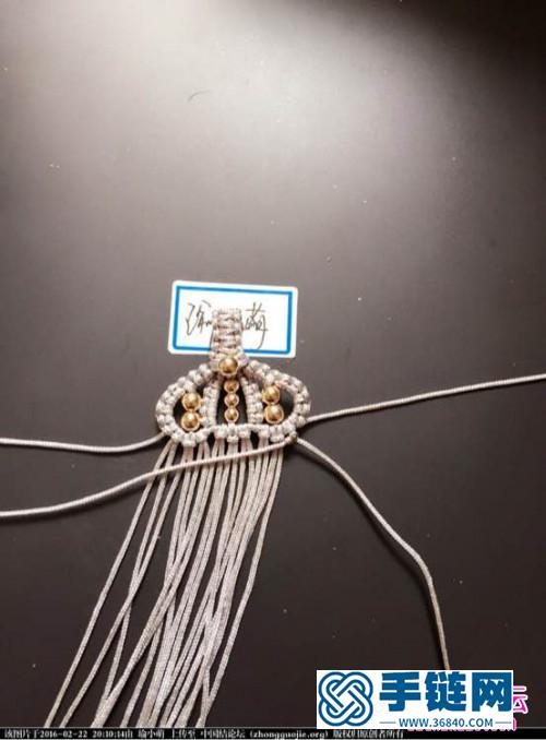 中国结编织皇冠造型的项链小挂饰图解