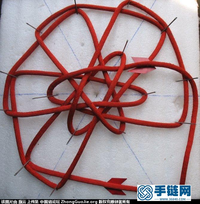 叠翼六瓣锁结