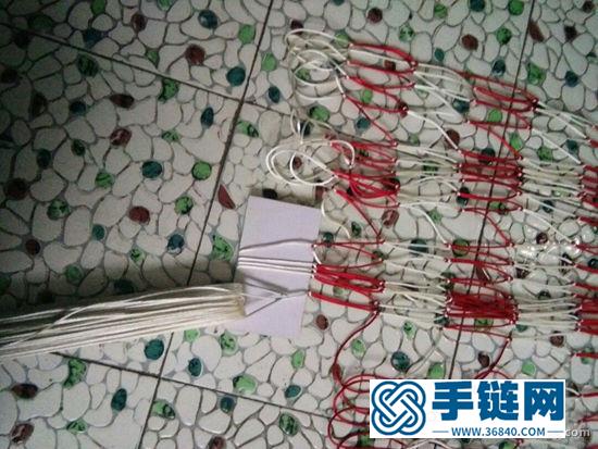 自己用绳子编一张好看的岔色吊床