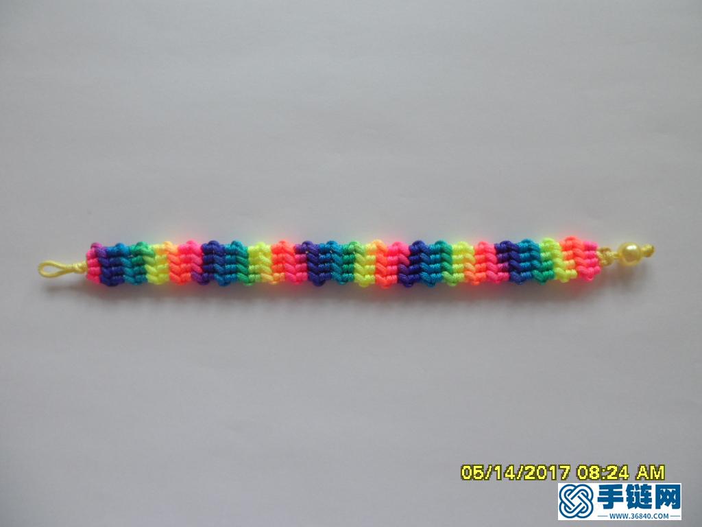 一款彩虹手绳的编法