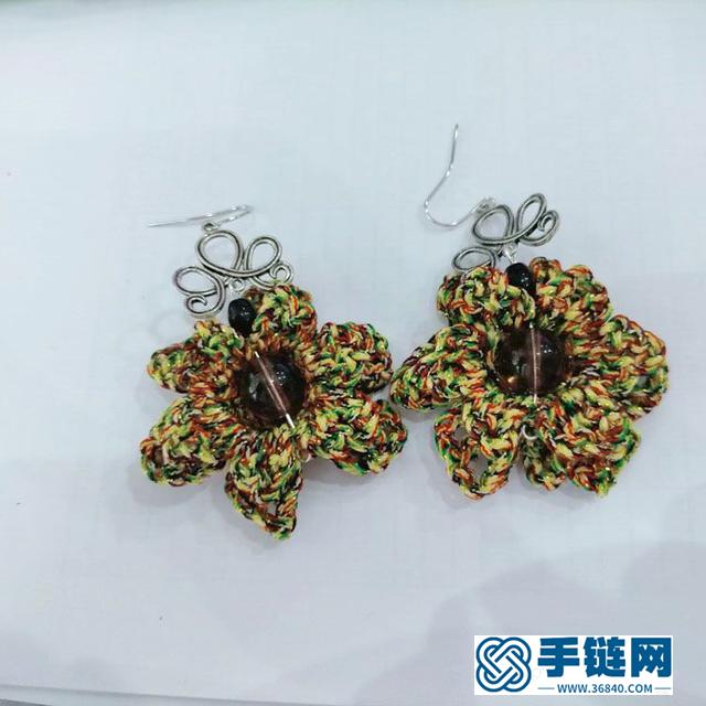 钩编花朵吊坠耳环制作