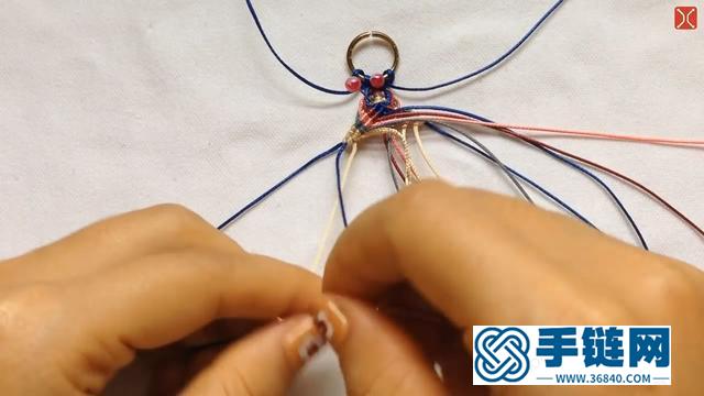 教你学会吊坠的手工编织方法，步骤详细又简单，非常受欢迎！