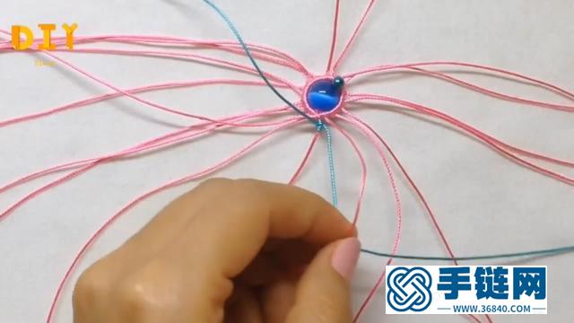 巧手绳编系列，带你学习如何编织漂亮的佩饰挂件（图解3