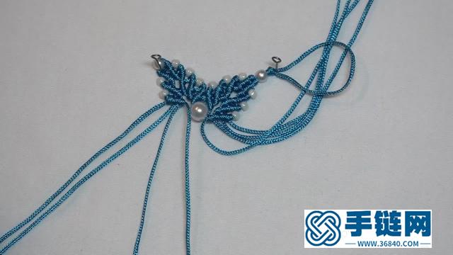 手工绳编系列，带你学习如何编织雪花形状的吊坠（图解2