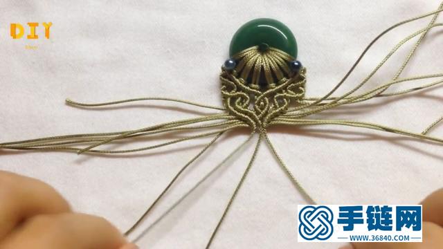 饰品编织DIY，手工绳编绿宝石项链吊坠的步骤教学（1）