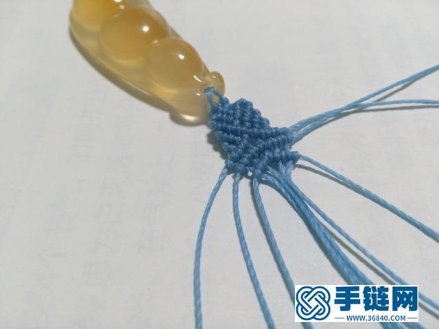 【编绳教程】蓝莲花——玛瑙玉髓豆子吊坠项链