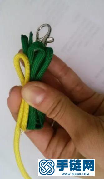一根粗绳就能编的小挂件，简单又实用，还有多少人会呢？附教程