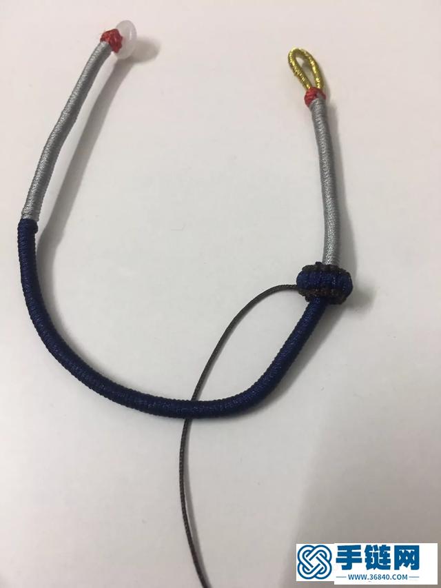 月光石编织教程图解，简单好看的编绳手链方法