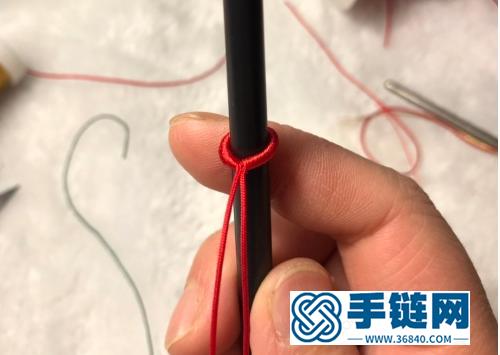 「教你编绳」平结圈与绕线圈的编制方法，吊坠与手链常用之结