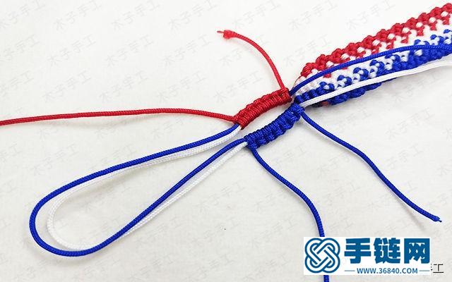 这款红绳手链男生女生都可以戴，编法也是非常简单，海军风