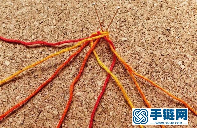 绳编图解教程：4股、6股、8股编织圆形手绳