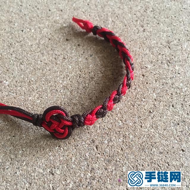 用中国结十字结、如意结黑红线手编创意红手绳